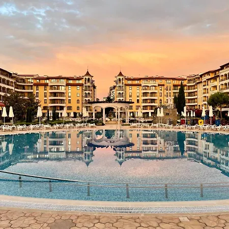 Апартаменты Royal Sun - The View. *
